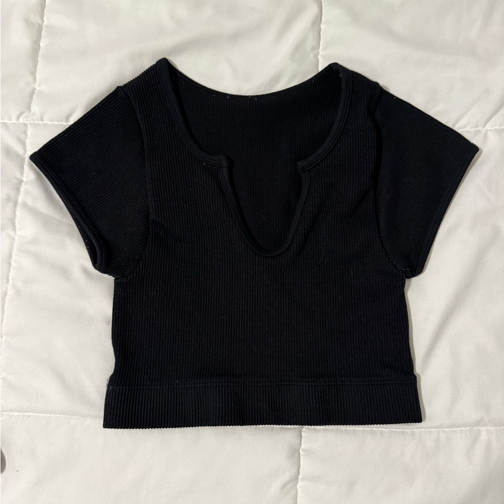 Hollister Black Ribbed Crop Top